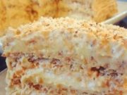 Tento úžasný egyptský křupavý dort jsem jedla na dovolené a jsem šťastná, že mi dali recept. Nyní si ho můžete udělat i vy