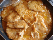 Nejchutnější řízky na česneku: Recept na výborné řízky, které jsou ještě lepší než klasika v trojobalu!