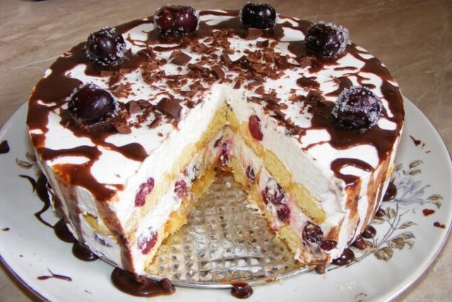 Recept na nepečený piškotový dort